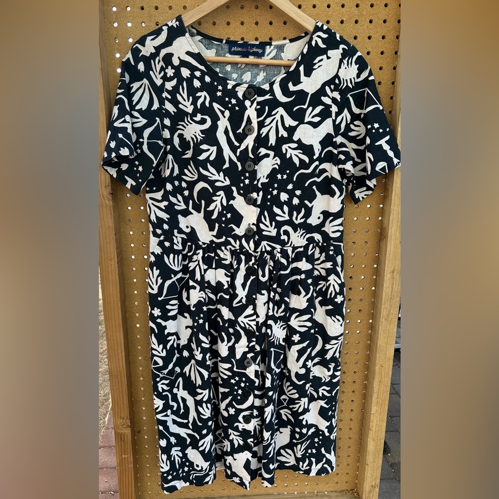 Princess Highway Black and White Animal Print Button Front Dress